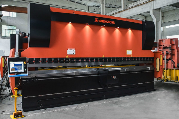 選購(gòu)數(shù)控折彎?rùn)C(jī)的因素有哪些