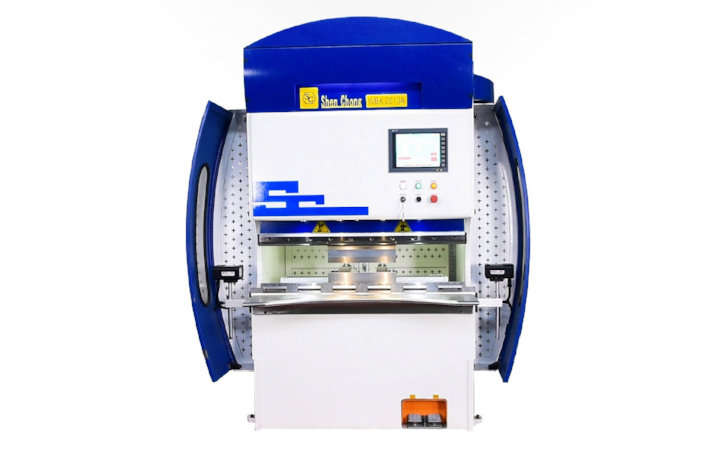 神沖數(shù)控高速折彎?rùn)C(jī)圖片